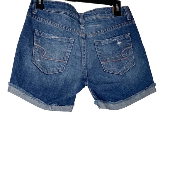 AMERICAN Eagle blue distressed shorts. Size 2 - Picture 3 of 5